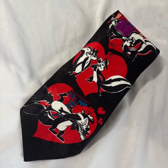 Warner Bros. Other - Vintage 1994 Warner Bros. Black and Red Tie Pepe Le Pew Skunk Valentines Day
